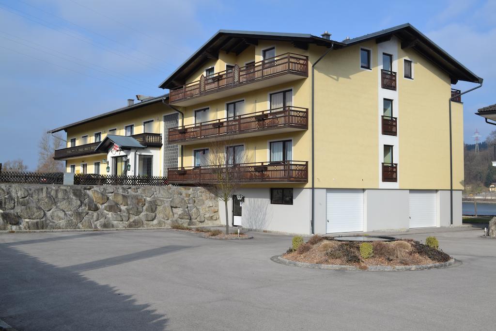 Gasthof S'Schatzkastl Ardagger Markt Exteriör bild